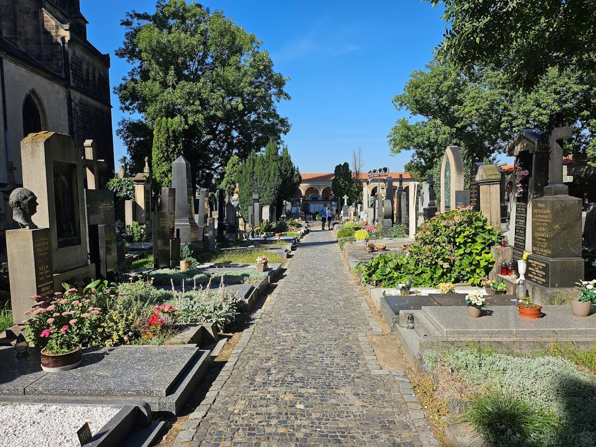 Vysehrad Cemetery