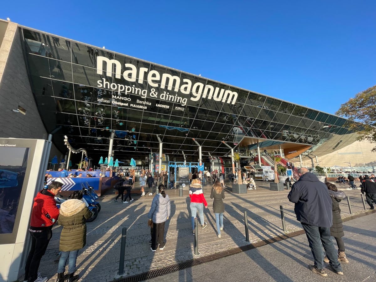 Maremagnum shopping center